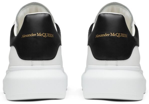 ALEXANDER MCQUEEN OVERSIZED WHITE BLACK‏