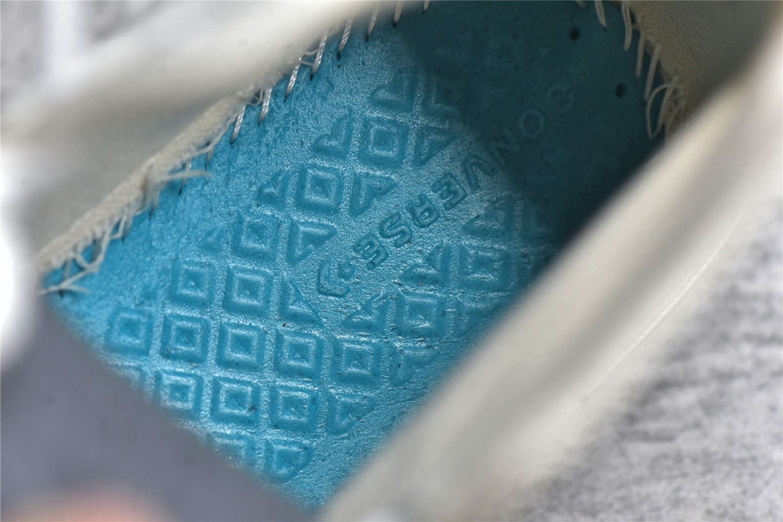 CONVERSE CHUCK TAYLOR ALL-STAR 70S HIGH X ARCHEOPTERYX WHITE/WHITE/EGRET 162056C – תמונה 2