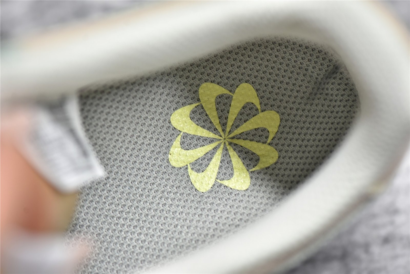 Nike AIR FORCE 1 LOW 07 LX NEXT NATURE STRUCTURED PHANTOM/SEAFOAM/PEARL WHITE/CITRON TINT DR5648-030 – תמונה 4