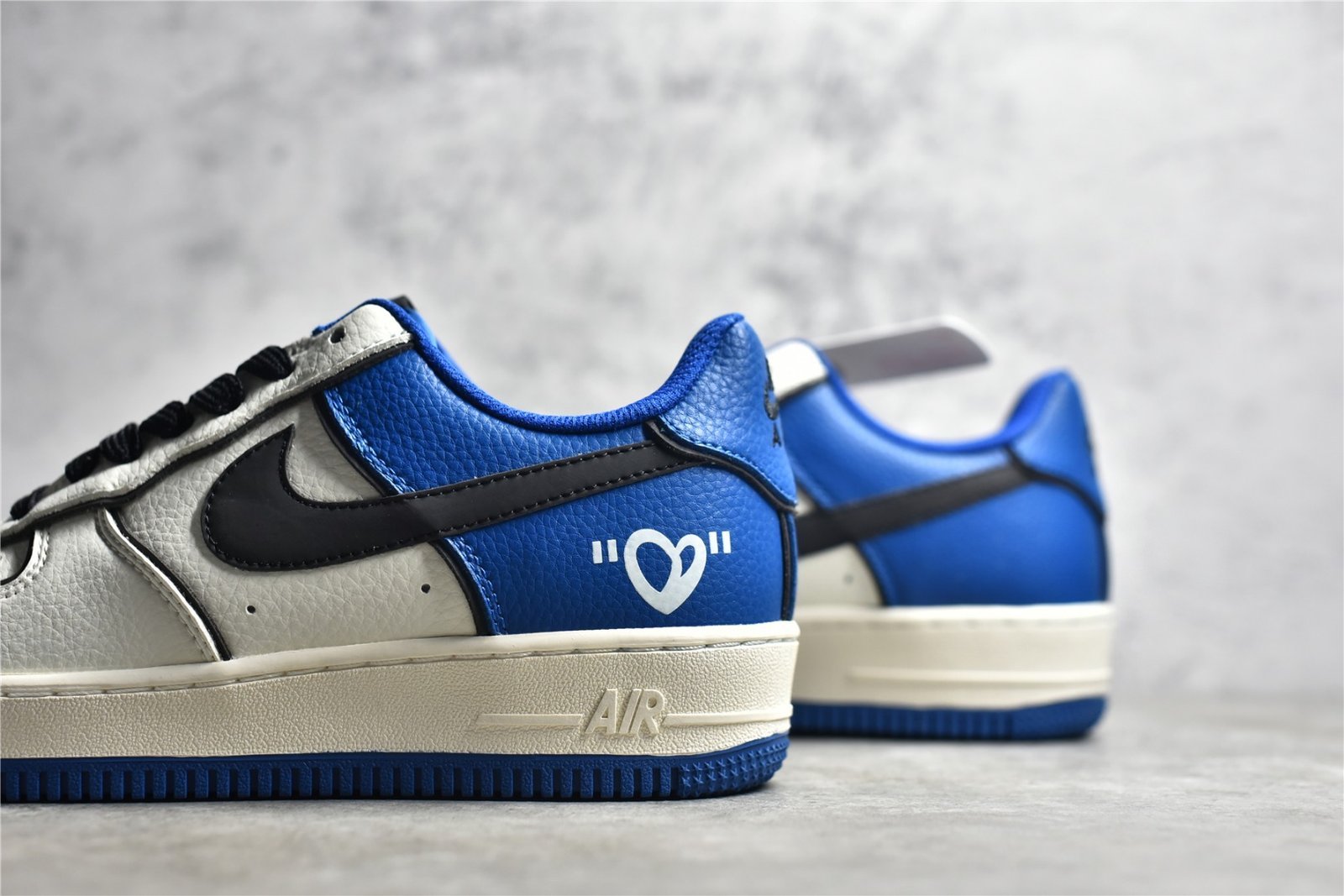 Nike AIR FORCE 1 LOW DAREDEVIL BEIGE/ROYAL BLUE/BLACK AL2236-300 – תמונה 11