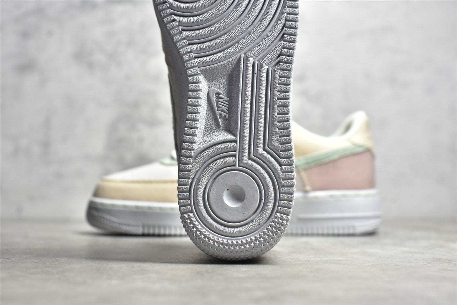 Nike AIR FORCE 1 LOW 07 LX NEXT NATURE STRUCTURED PHANTOM/SEAFOAM/PEARL WHITE/CITRON TINT DR5648-030 – תמונה 12