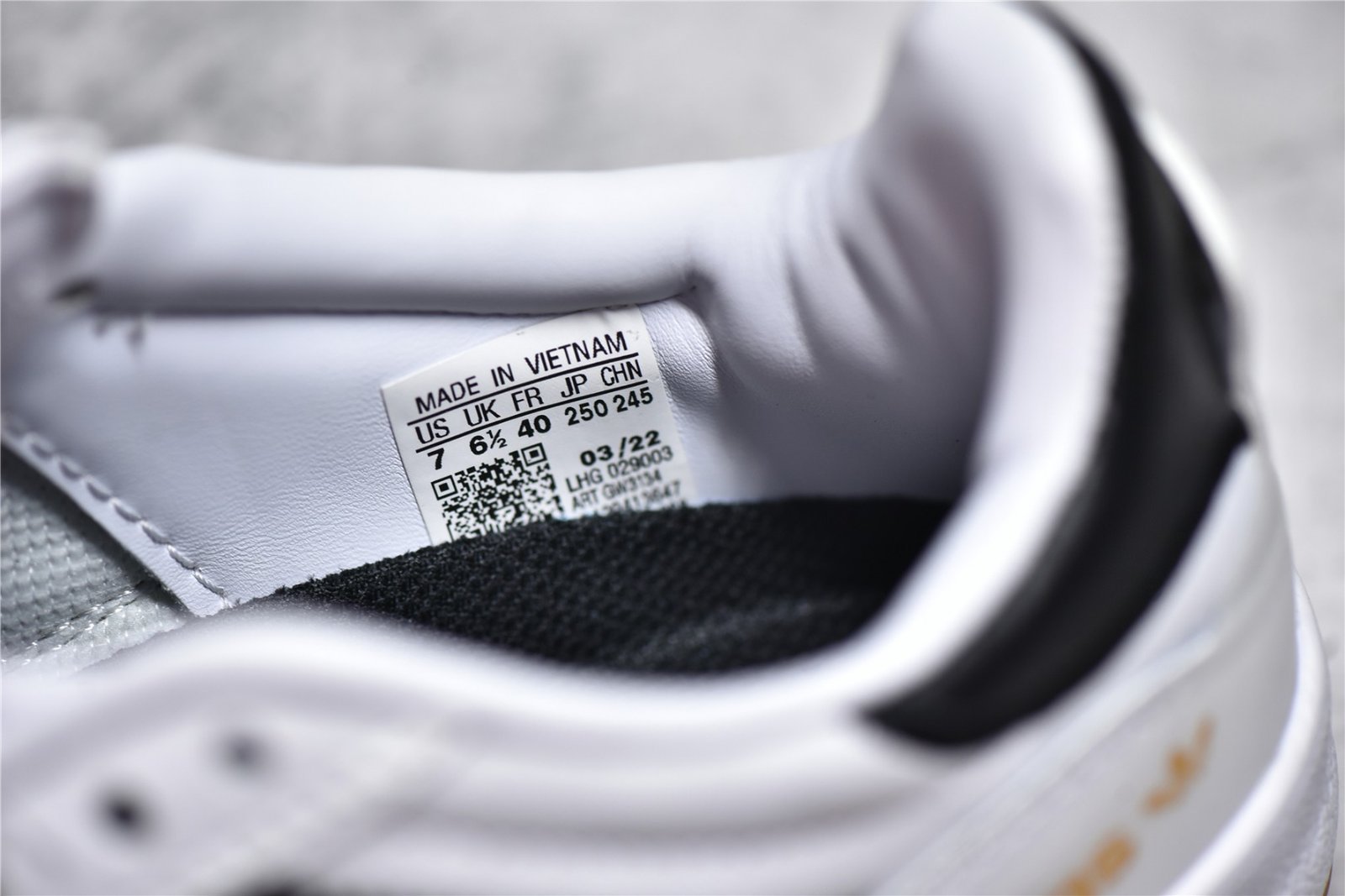 Adidas COPA NATIONALE MILLENNIUM CLOUD WHITE/CORE BLACK/CORE BLACK GW3134 – תמונה 5