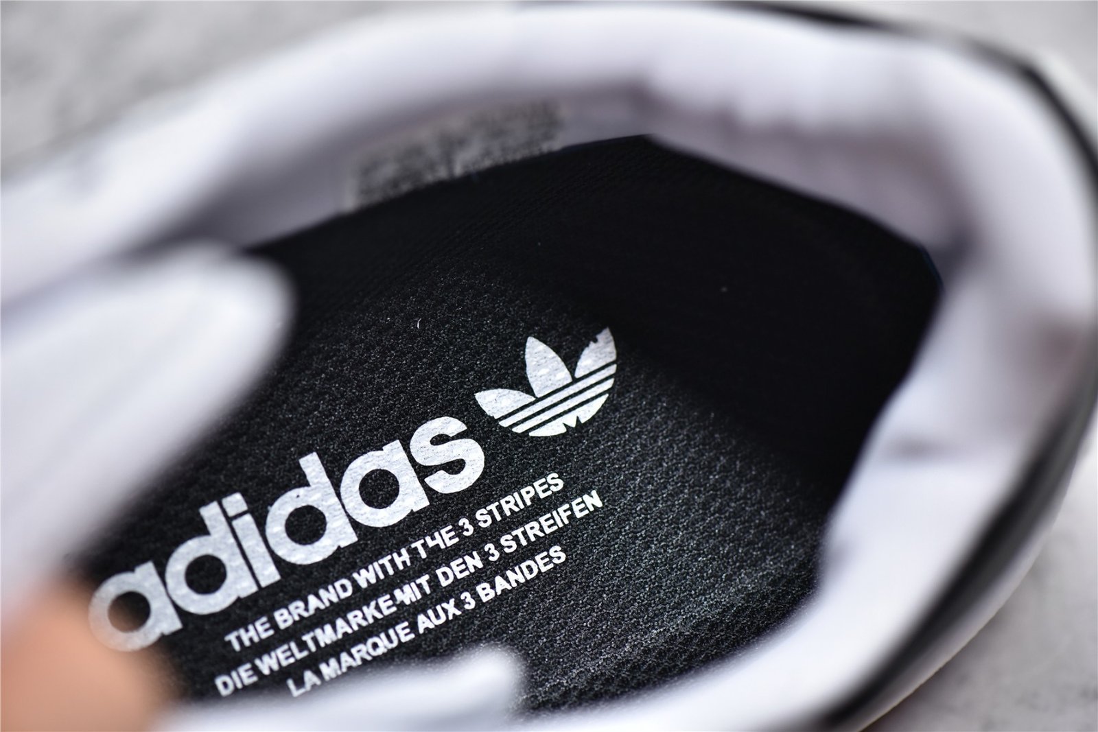 Adidas COPA NATIONALE MILLENNIUM CLOUD WHITE/CORE BLACK/CORE BLACK GW3134 – תמונה 4