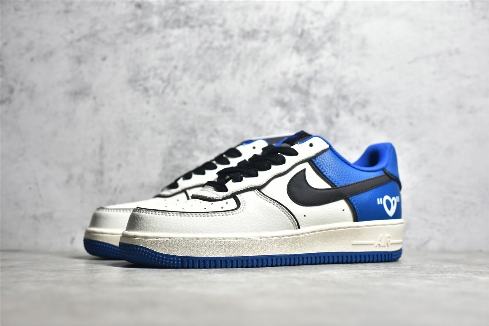 Nike AIR FORCE 1 LOW DAREDEVIL BEIGE/ROYAL BLUE/BLACK AL2236-300 – תמונה 15