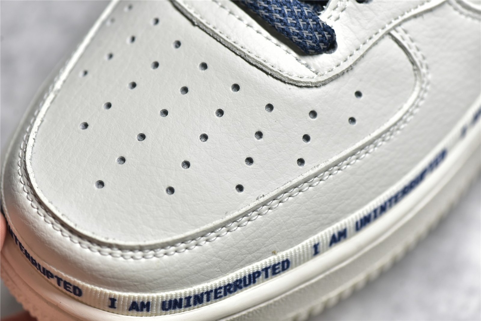 Nike AIR FORCE 1 07 MID MORE THAN X UNINTERRUPTED WHITE/NAVY BLUE/WHITE NU8802-303 – תמונה 10
