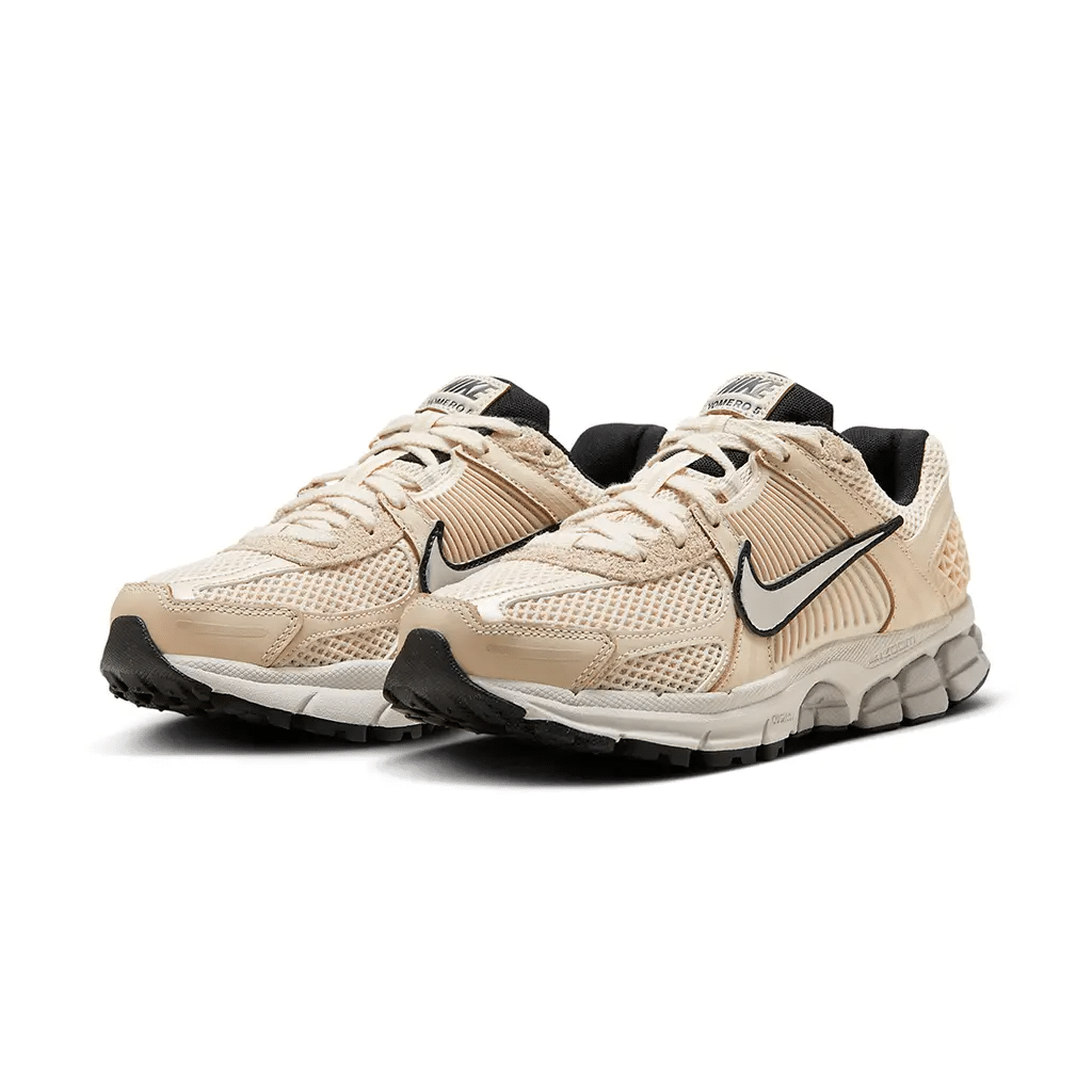 Nike Zoom Vomero 5 Pearl White - ההשקעה המושלמת לאופנה שלך Nike Zoom | ShoeSale