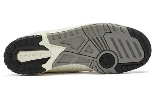 New Balance 550 'Sea Salt Black' BB550LWT - סטייל ללא פשרות NEW BALANCE | ShoeSale