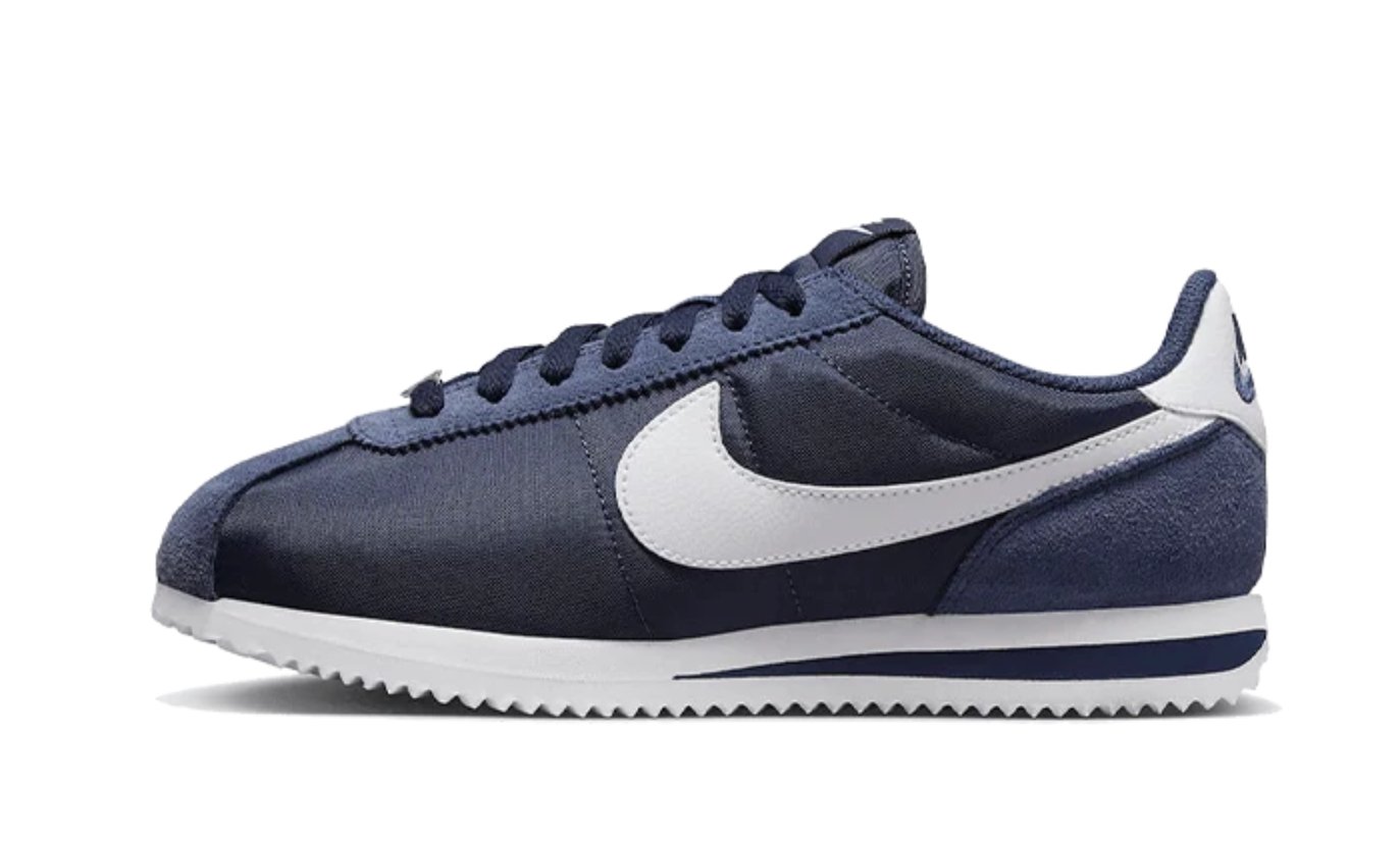 Nike Cortez Nylon Midnight Navy White – נייק קורטז: האופנה שלך מתחילה כאן NIKE | ShoeSale