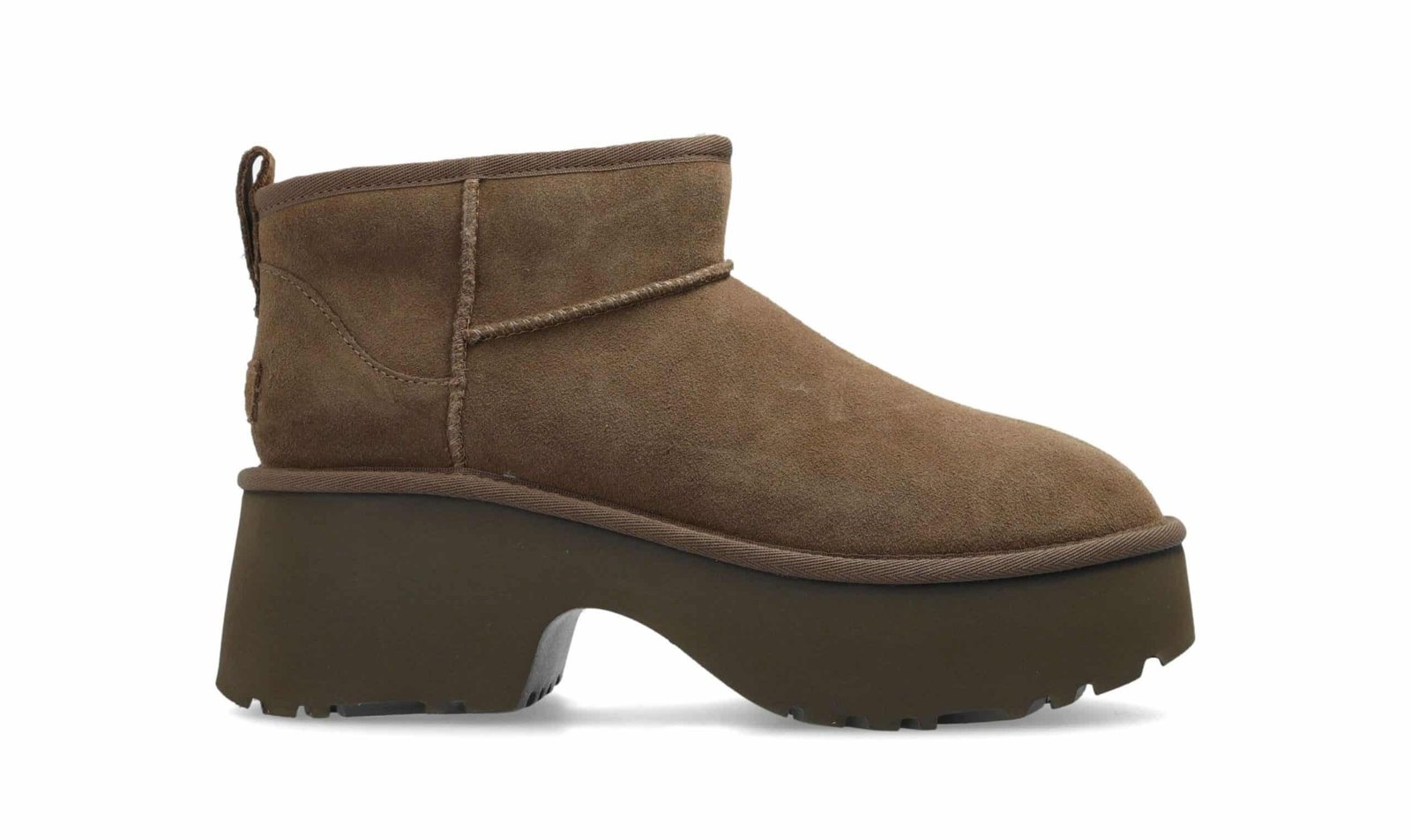 הקולקציה החדשה של נעלי האג פלטפורמה UGG Classic Ultra Mini New Heights Boots Light Brown - עבור הסטייל שלך! UGG | ShoeSale