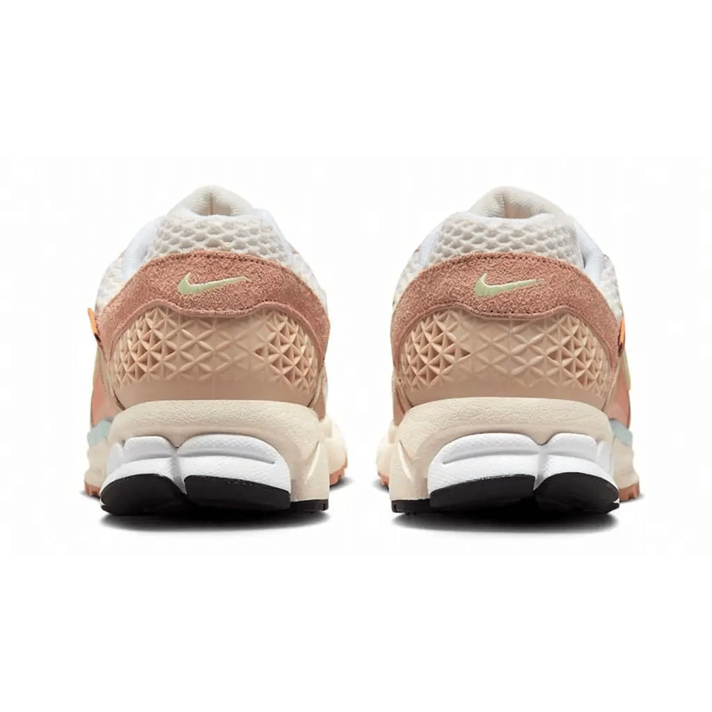 Nike Zoom Vomero 5 Have A Nike Day - הנעל שתשדרג את הסטייל שלך! Nike Zoom | ShoeSale