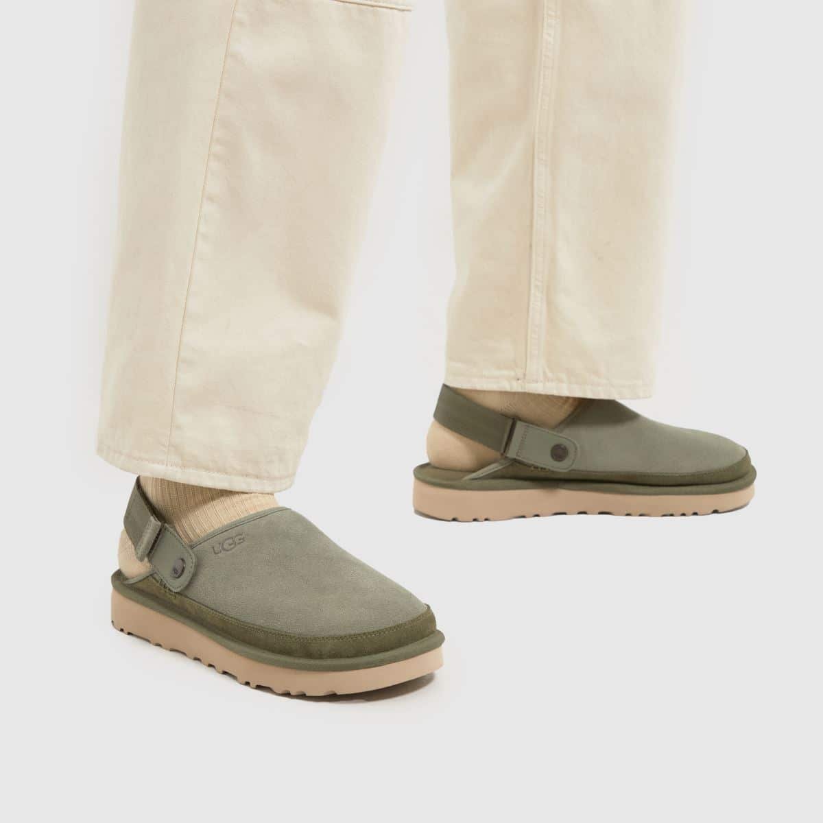 סנדלי האג Ugg Goldenstar Clog Moss Green - סטייל ואופנה שיבלטו! UGG | ShoeSale