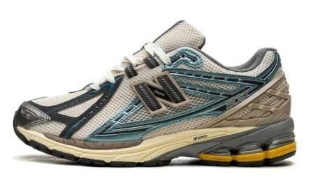הפוך לכוכב אופנה עם New Balance 1906R Metallic Teal New Spruce! NEW BALANCE | ShoeSale