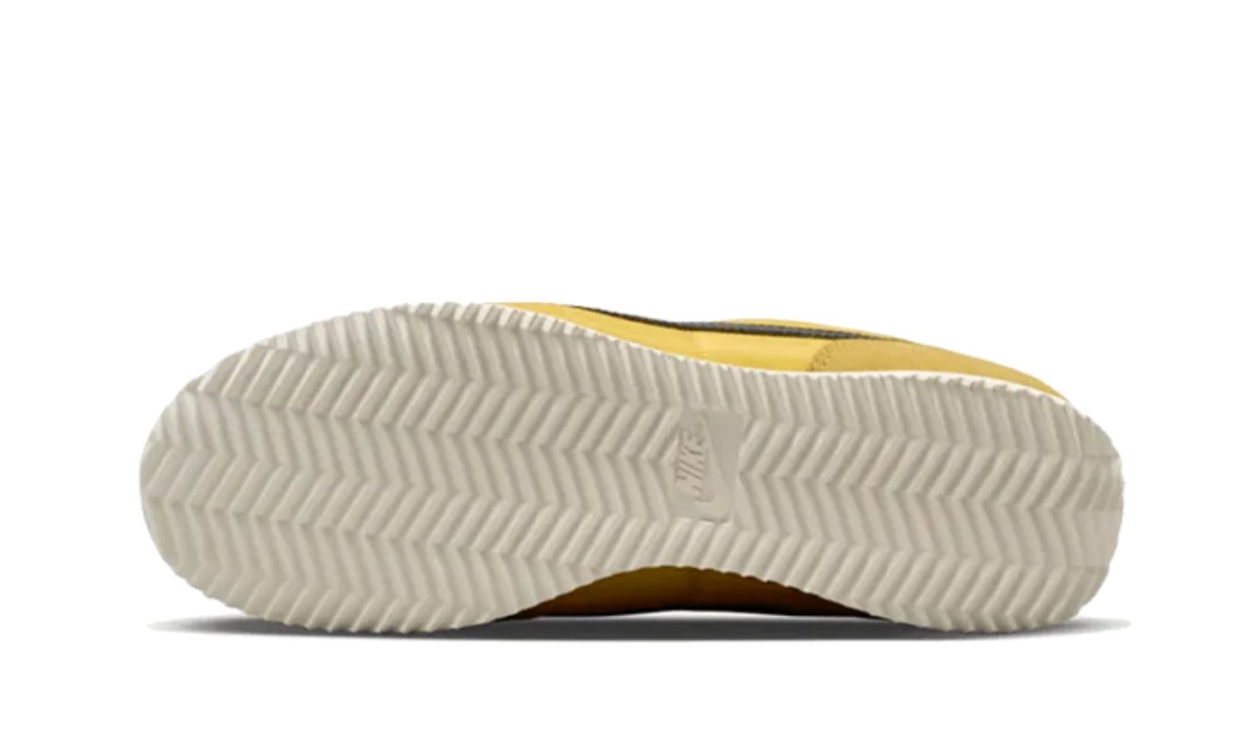 Nike Cortez Vivid Sulfur – השקה טרנדית שתשדרגו את הסטייל שלכם! NIKE | ShoeSale