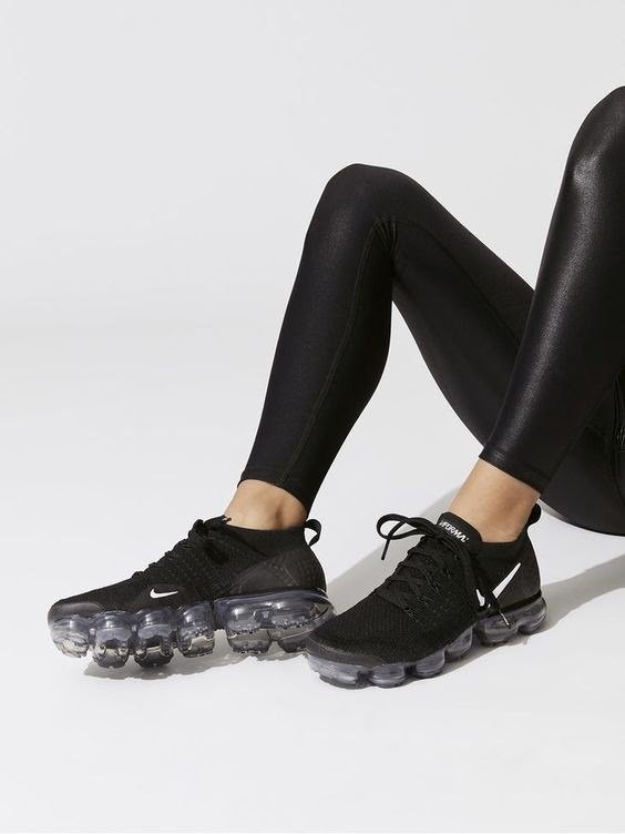 Nike Air Vapormax 2 Black – האופנה שנוגעת בעננים NIKE | ShoeSale
