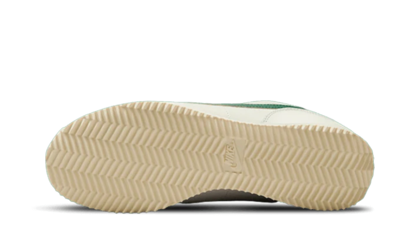 Nike Cortez Sail Gorge Green – נייק קורטז במראה טרנדי ואופנתי NIKE | ShoeSale