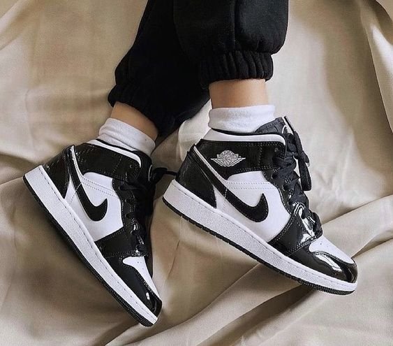 Air Jordan 1 Mid Se Carbon Fiber - סניקרס שיקיות באופנה עכשווית הדגמים החמים | ShoeSale