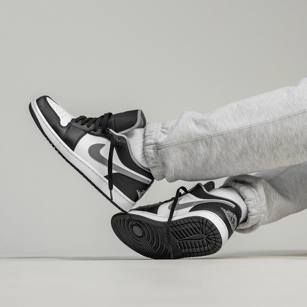Air Jordan 1 Low Black White Particle Gray - קצה הסטייל AIR JORDAN | ShoeSale