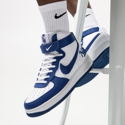 Air Force 1 High Emb Dodgers - השילוב המושלם של אופנה וסטייל! NIKE | ShoeSale