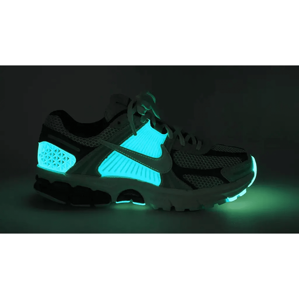 Nike Zoom Vomero 5 Supersonic - נעלי הספורט שיהפכו את כל ההופעות שלך לסטייל חסר תחרות Nike Zoom | ShoeSale