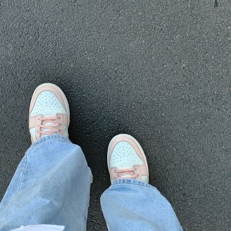 Dunk Low Next Nature (Pale Coral) - הסניקרס שכולן מדברות עליהן! NIKE | ShoeSale