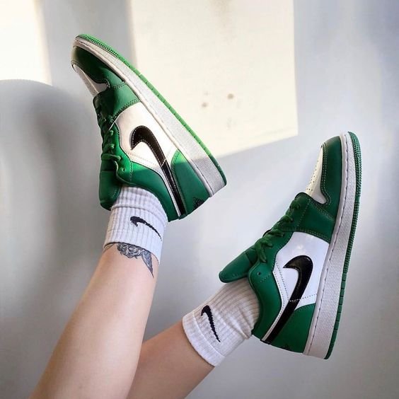 Air Jordan 1 Low Pine Green - סניקרס שיביאו לך את הסטייל AIR JORDAN | ShoeSale
