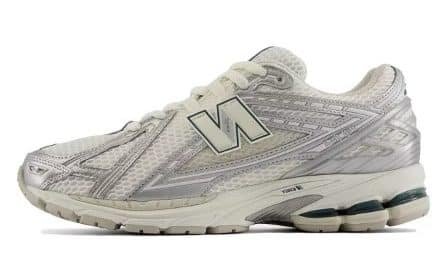 סניקרס New Balance 1906R Silver Metallic Sea Salt - השדרוג המושלם לסטייל שלך! NEW BALANCE | ShoeSale