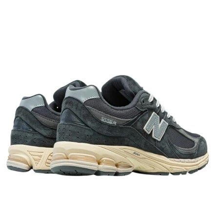 New Balance 2002R Phantom – הלוק שתמיד רצית! NEW BALANCE | ShoeSale