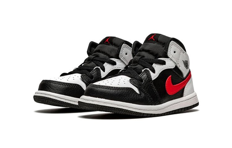 Air Jordan 1 Mid Kids Chile Red - סניקרס לאופנה מושלמת JORDAN KIDS | ShoeSale