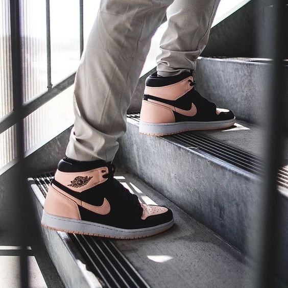 Air Jordan 1 Retro High Black Crimson Tint - הטרנד הבא שלך AIR JORDAN | ShoeSale