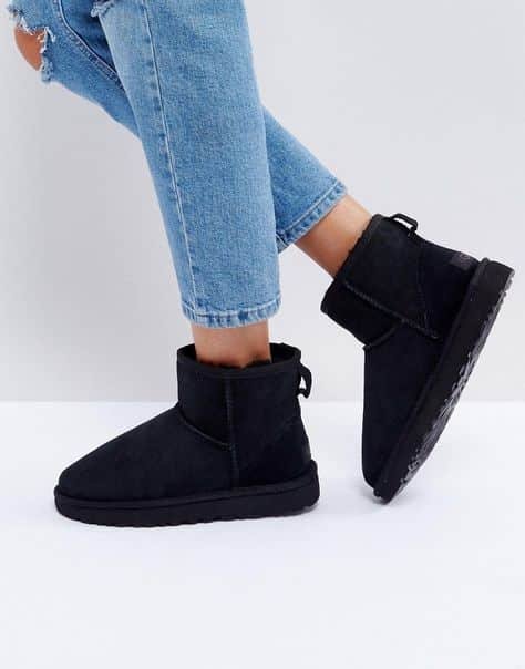 מגפי האג Classic Mini Boot Black - האופנה שתעורר בך השראה! UGG | ShoeSale
