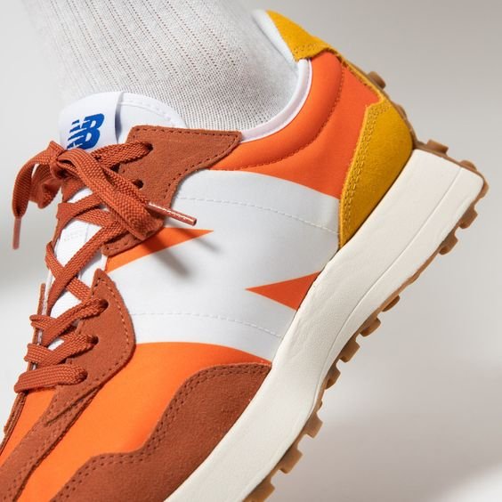 New Balance 327 ORANGE – עדכון קיץ לסגנון שלך! NEW BALANCE | ShoeSale