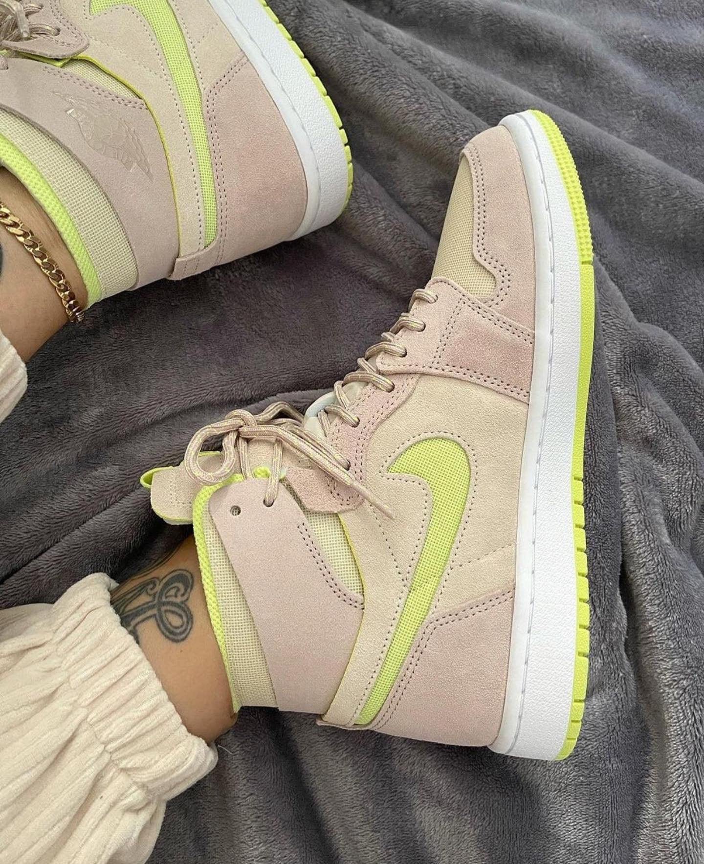 Air Jordan 1 High Zoom Air Cmft Lemon Twist - הסניקרס שכולם מדברים עליהם! AIR JORDAN | ShoeSale