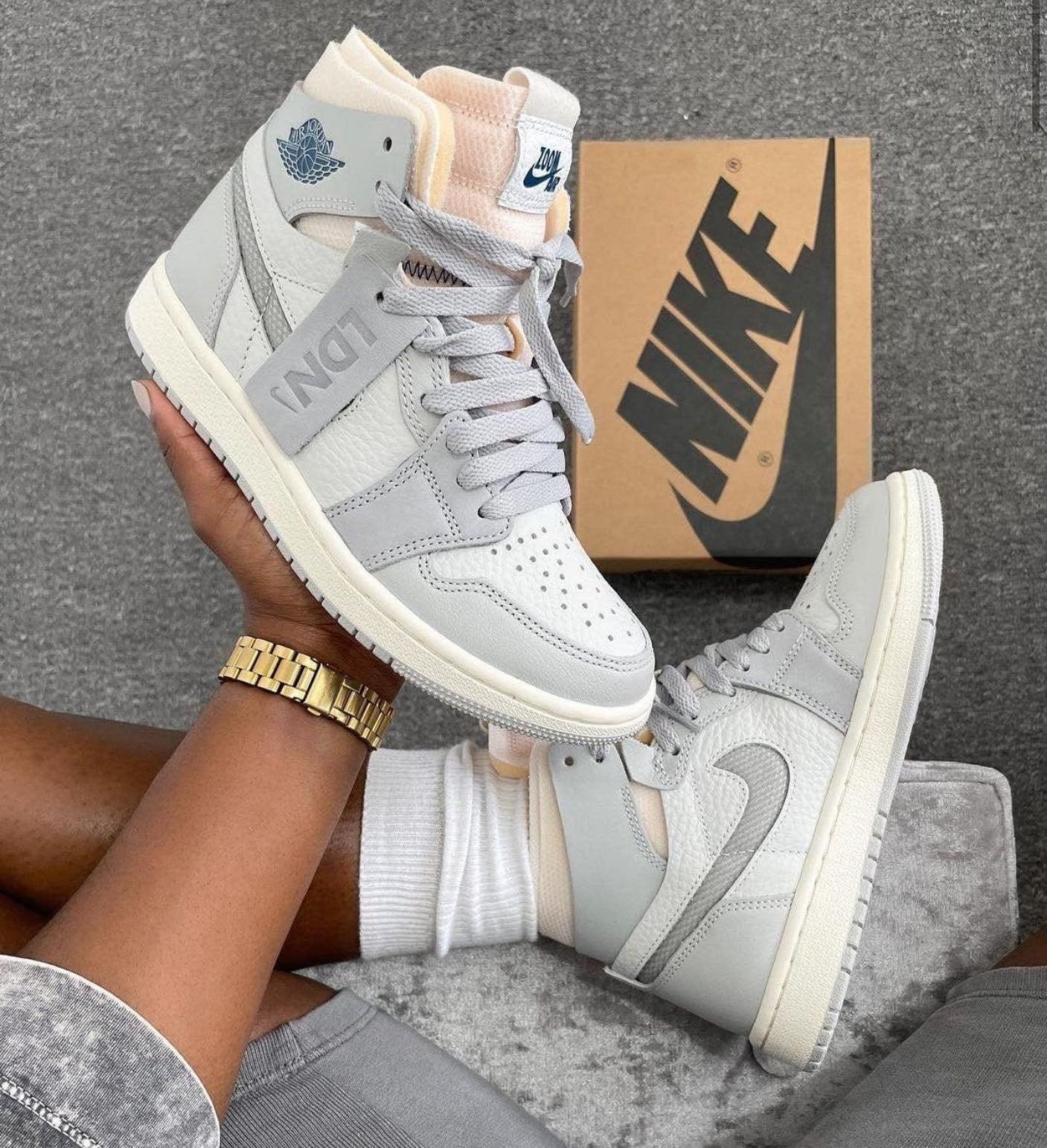 Air Jordan 1 High Zoom Air Cmft London Gray - כי כשאופנה פוגשת סטייל! AIR JORDAN | ShoeSale