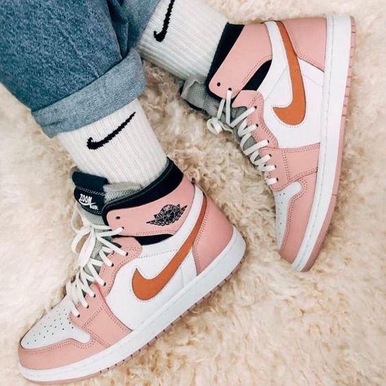 Air Jordan 1 High Zoom Air Cmft Pink Glaze - נעלי הטרנדים שמתאימות לכל סגנון AIR JORDAN | ShoeSale
