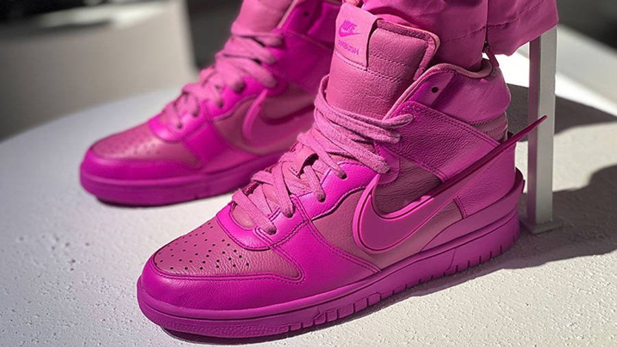 Dunk High Ambush Cosmic Fuchsia - התחבר לטרנד הסניקרס החדש NIKE | ShoeSale