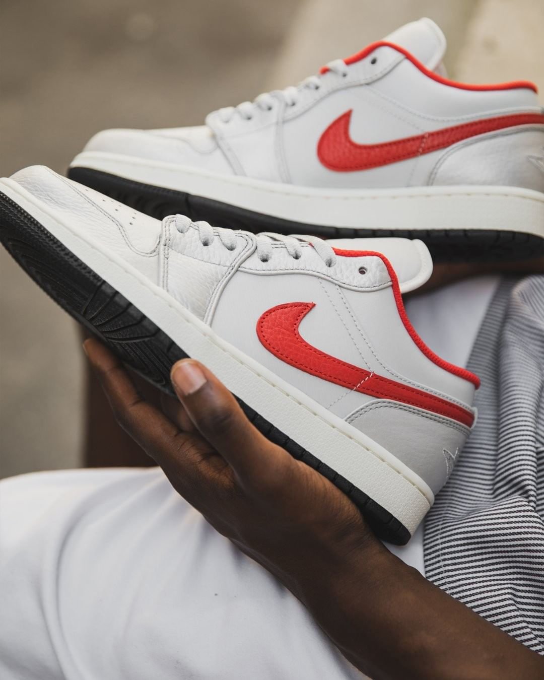 הסטייל שלך מתחיל כאן - Air Jordan 1 Low Night Track במחיר מדהים! AIR JORDAN | ShoeSale