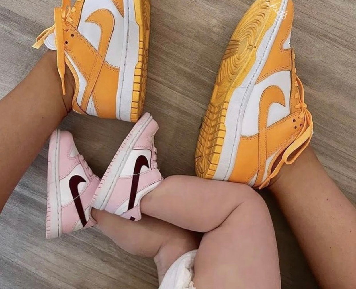 Nike Dunk Low Kids Pink Red White - סניקרס שיסדרו את הסטייל שלכם! KIDS | ShoeSale