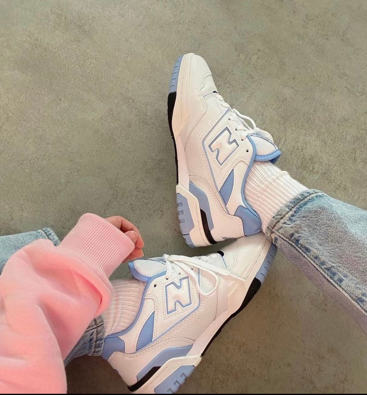 נעליים New Balance 550 UNC - השיק של העונה! NEW BALANCE | ShoeSale