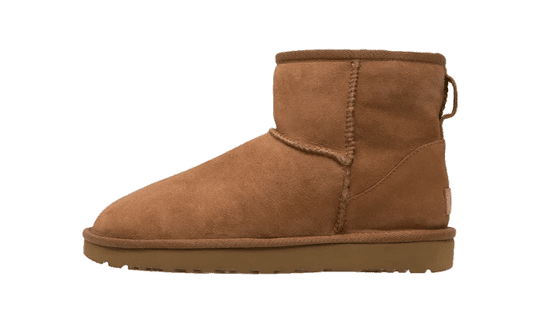 מגפי האג Ugg Classic Mini Ii Boot Chestnut – סטייל ואופנה ללא פשרות UGG | ShoeSale