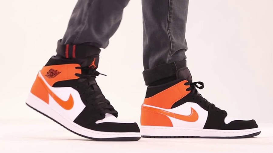 Air Jordan 1 Mid Shattered Backboard - הסניקרס שאסור לפספס! AIR JORDAN | ShoeSale