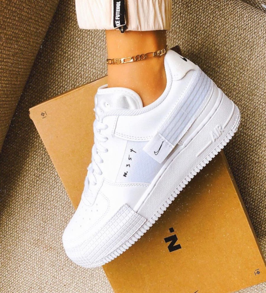 נעלי Air Force 1 Low Drop Type Triple White - סטייל שאין כמותו! NIKE | ShoeSale