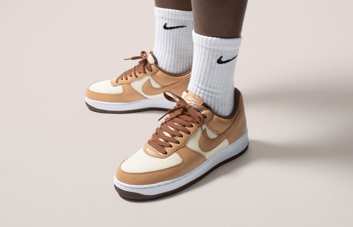 מכירת נעלי Air Force 1 Low Acorn (2021) - הטרנד שכבש את כולם! NIKE | ShoeSale