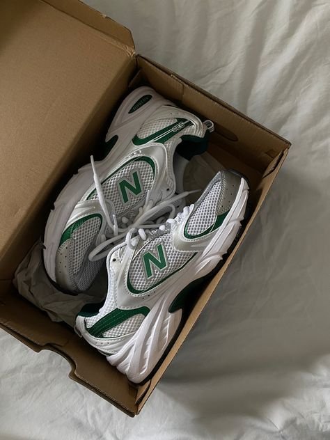 New Balance 530 White Mint Green – תוספת מושלמת לארון שלך! NEW BALANCE | ShoeSale
