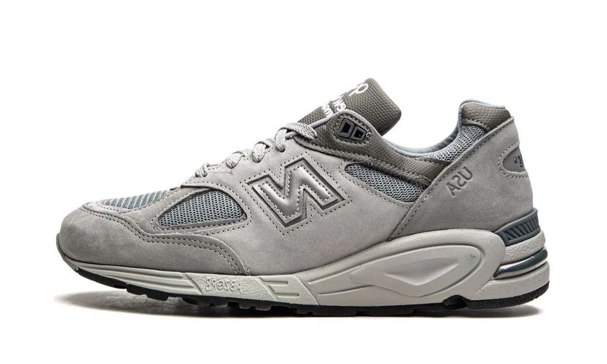 סניקרס New Balance X WTAPS 990V2 – סטייל וחדשנות שמדברים NEW BALANCE | ShoeSale