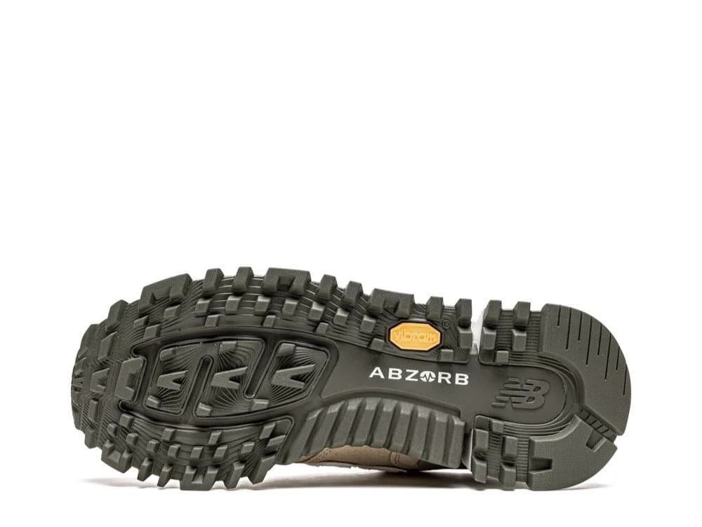 סניקרס New Balance 1300 “KITH 10th Anniversary” – סטייל ואיכות בראש הסניקרס! NEW BALANCE | ShoeSale