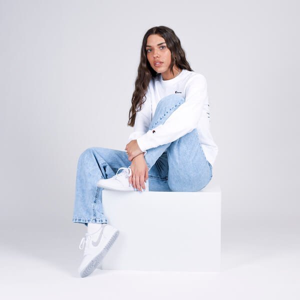 Air Jordan 1 Low Og Neutral Grey (2021) – הטרנד שכובש את עולם האופנה AIR JORDAN | ShoeSale