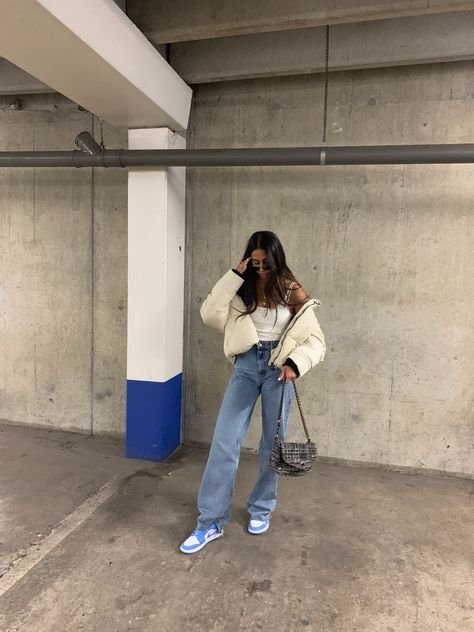 חוו את הסטייל עם Dunk Low Unc - הסניקרס שחייבות להיות לך! הדגמים החמים | ShoeSale