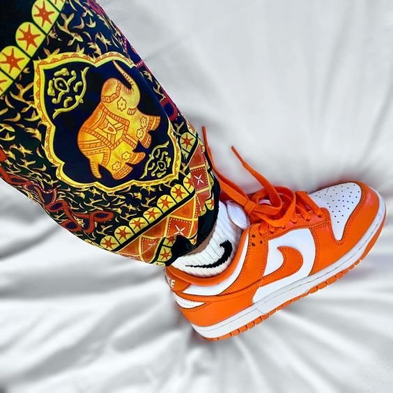 סניקרס Dunk Low Sp Orange Blaze (Syracuse) - דגם מהפכני לאופנה שלך! הדגמים החמים | ShoeSale