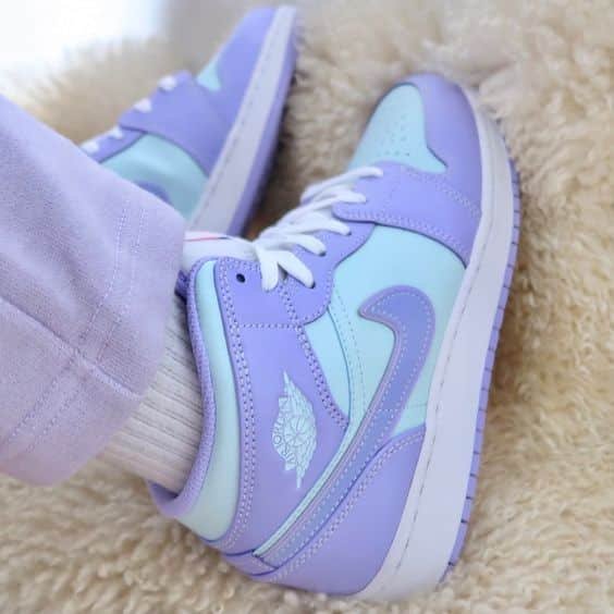 Air Jordan 1 Mid Purple Aqua - סטייל ואופנה שלא רוצים להפסיד! AIR JORDAN | ShoeSale