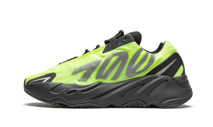Yeezy 700 Mnvn Phosphor - מתכון מושלם לסטייל ואתלטיות Yeezy 700 | ShoeSale